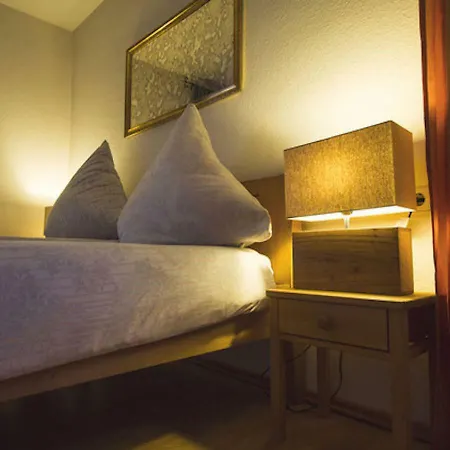 ゲストハウス Fuchsenlohe Schlier