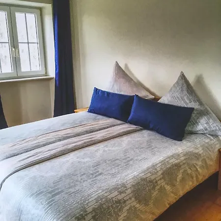 ゲストハウス Fuchsenlohe